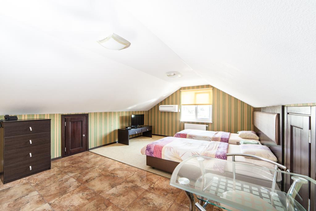 Home Comfort Livoberezhna Iec Kiev Bagian luar foto