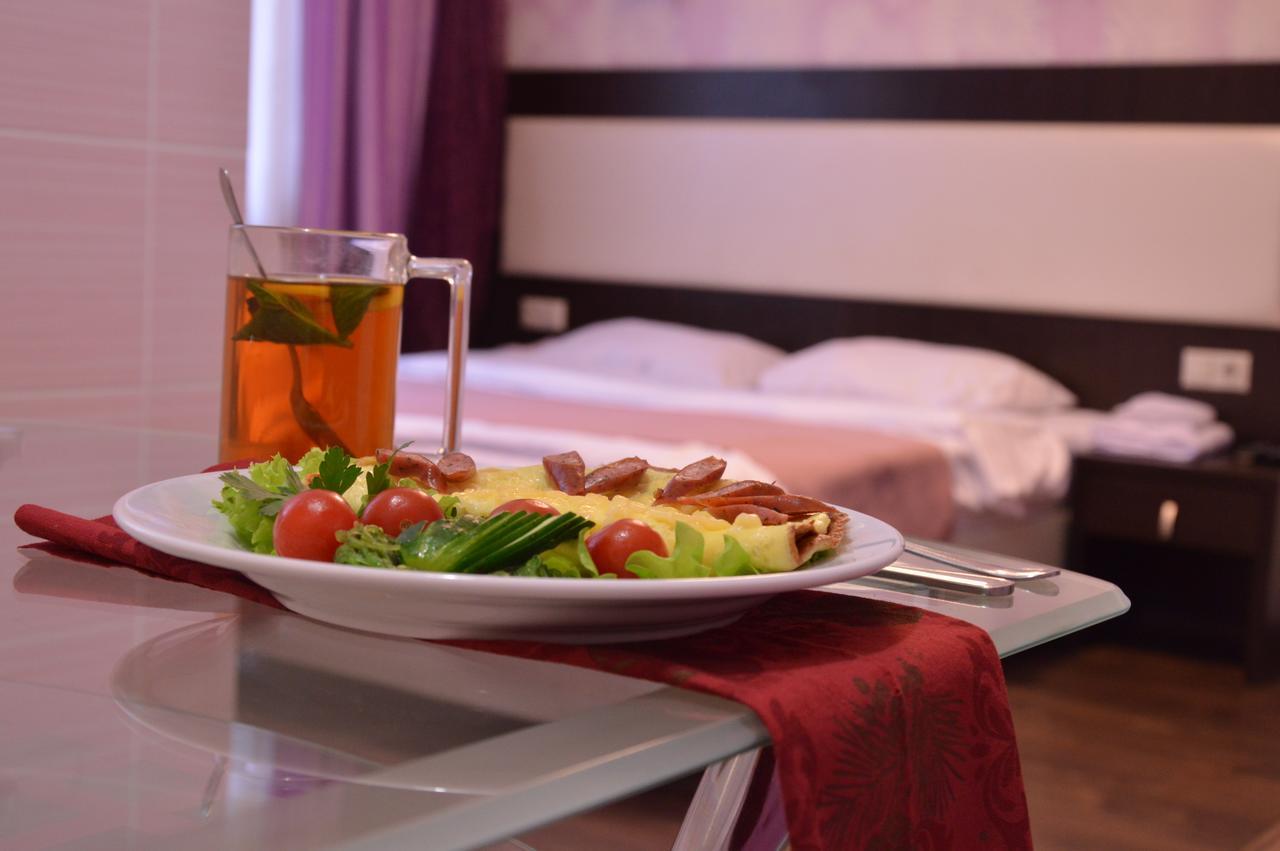 Home Comfort Livoberezhna Iec Kiev Bagian luar foto